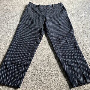 Ann Taylor Dark Blue with White Capri Pants 6P